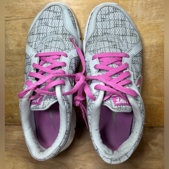 Nike Flex Experience RN 2 Womens Sz 8.5 Running Shoes Sneakers Gray 631463-012 - Picture 6 of 8